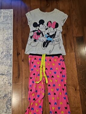 Disney Pink Gray Mickey & Minnie Pajama Set